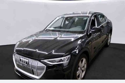 Audi e-tron 93.723 km 25.490 &euro; Recklinghausen 45663