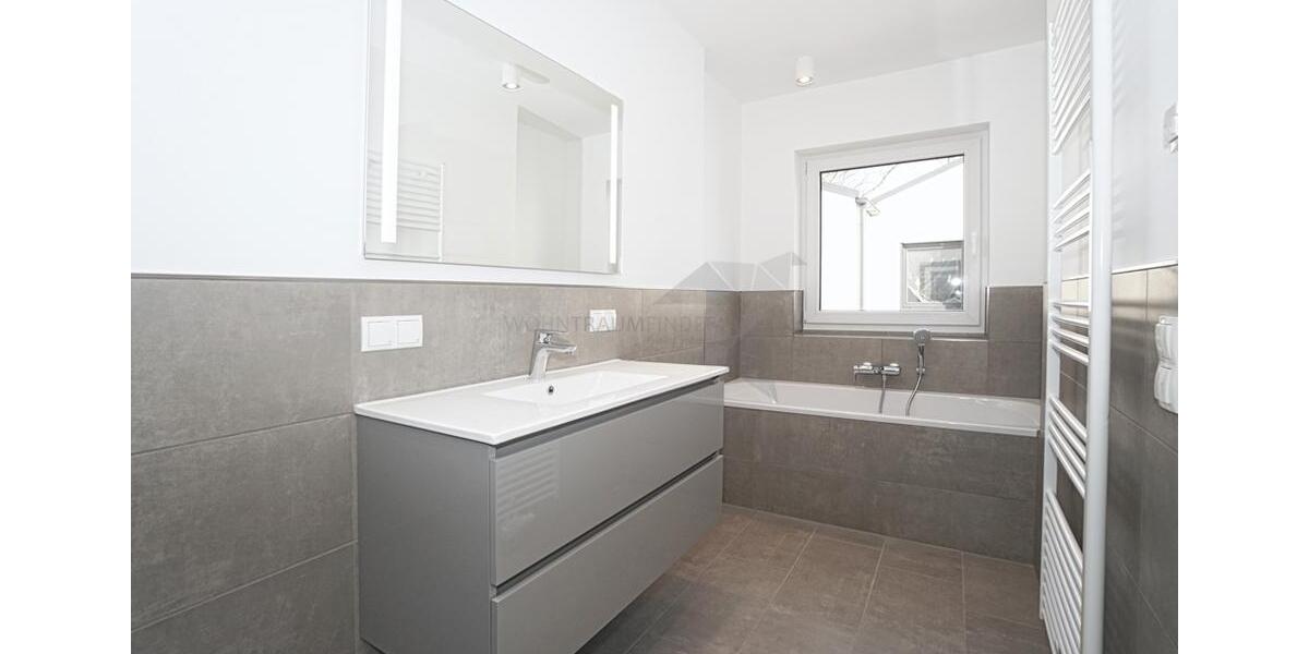 Doppelhaushälfte Chemnitz Rabenstein - 4.5 Zimmer, 134 m&sup2;, 1.950&euro; | Angebot:26007959