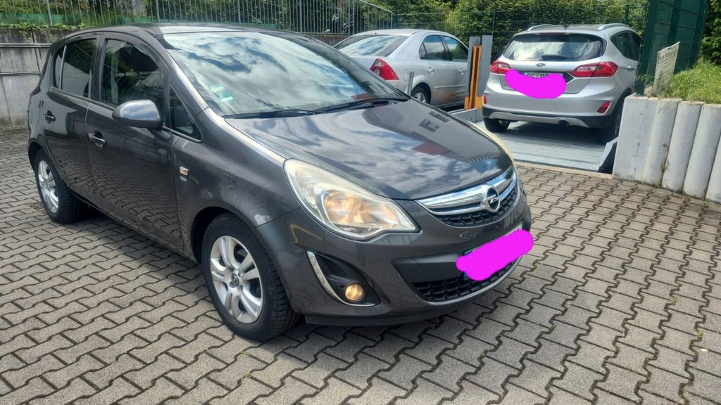 Opel Corsa 120.995 km 3.750 &euro; Dreieich 63303