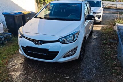 Hyundai i20 169.000 km 4.400 &euro; Schönwalde- Glien 14621