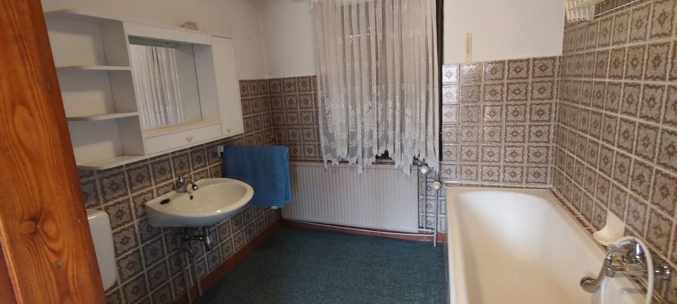 Mehrfamilienhaus, Wohnhaus Hettstedt - 10 Zimmer, 165 m&sup2;, 87.000&euro; | Angebot:27126502