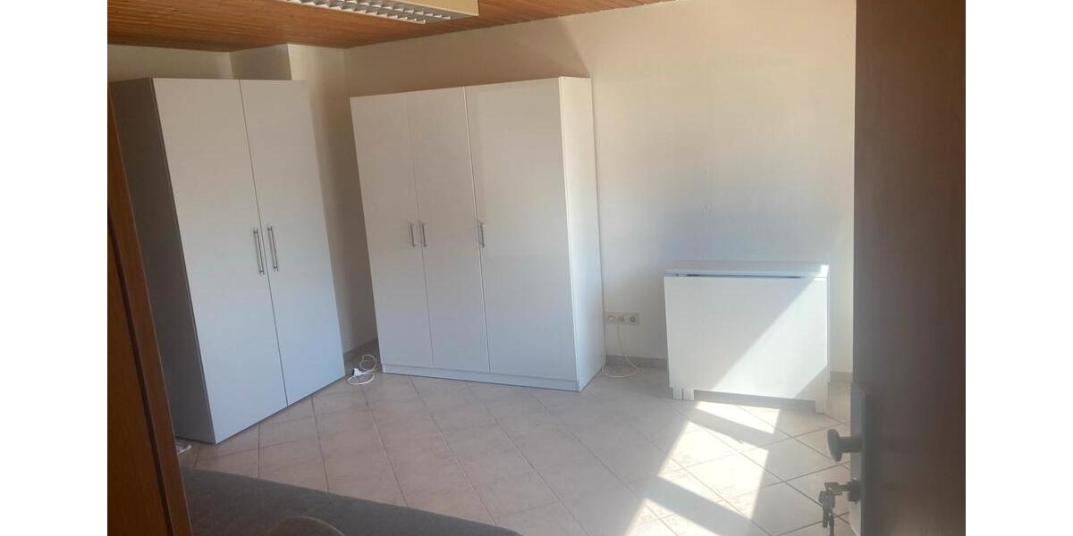 Etagenwohnung Münsingen - 1 Zimmer, 20 m&sup2;, 220&euro; | Angebot:26247520