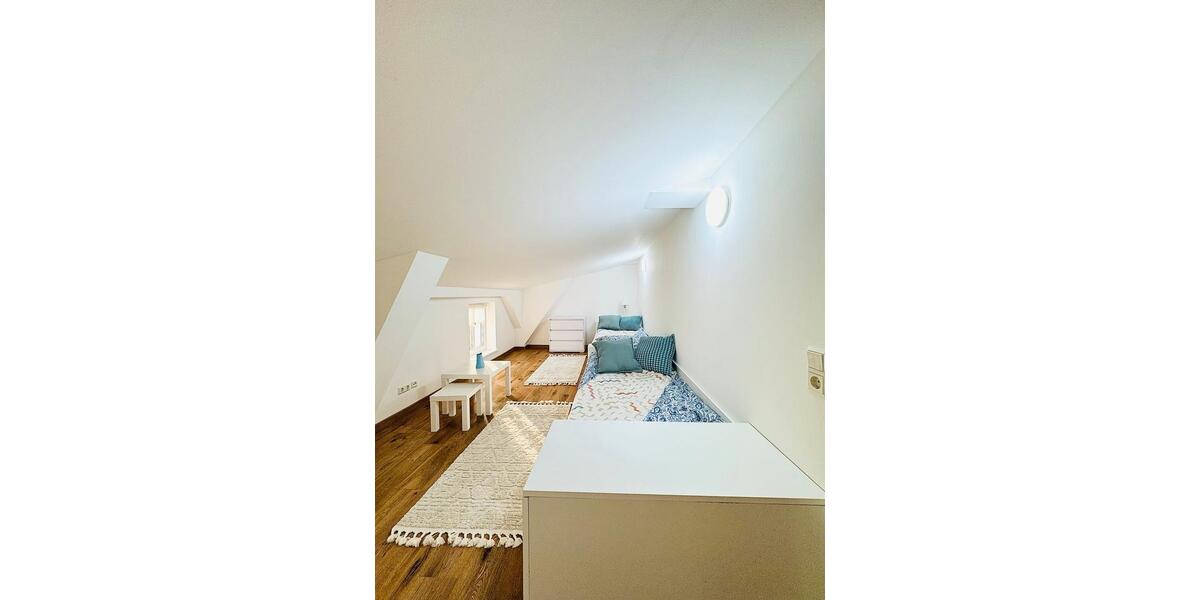 Dachgeschoßwohnung Anklam - 3 Zimmer, 70 m&sup2;, 1.150&euro; | Angebot:26449229
