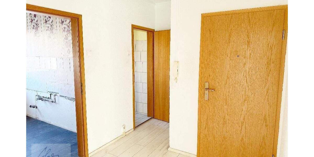 Etagenwohnung Zeithain - 3 Zimmer, 57 m&sup2;, 30.000&euro; | Angebot:24794115