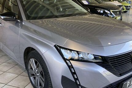 Peugeot 308 32.000 km 21.990 &euro; Lemgo 32657