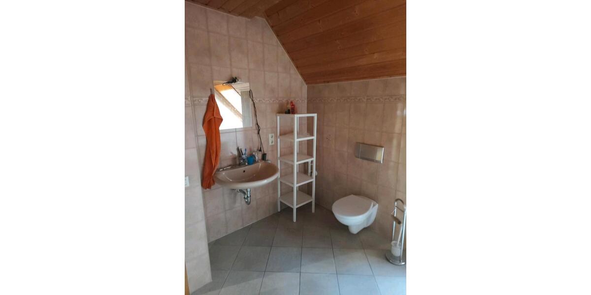 Dachgeschoßwohnung Giengen an der Brenz - 3 Zimmer, 96 m&sup2;, 280.000&euro; | Angebot:26906514