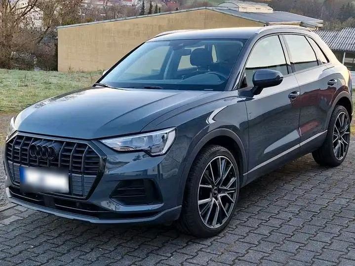 Audi Q3 94.700 km 22.979 &euro; Gross-Bieberau 64401