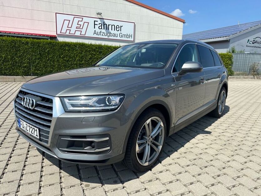 Q7