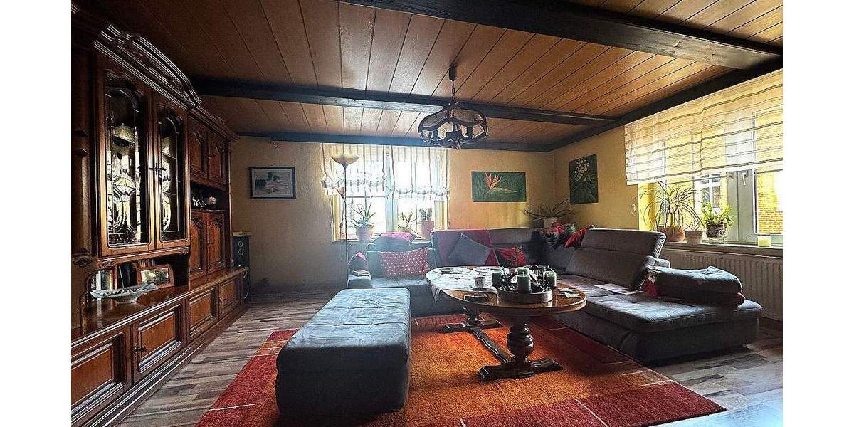 Mehrfamilienhaus, Wohnhaus Seehausen - 5 Zimmer, 125 m&sup2;, 157.000&euro; | Angebot:25706633