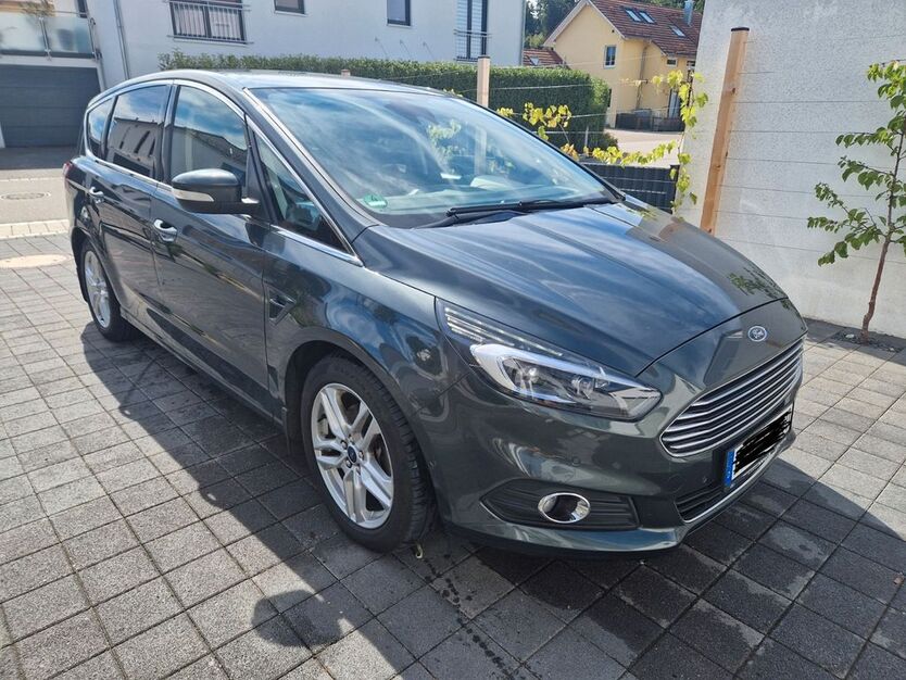 Ford S-Max 152.000 km 13.900 € Rohrbach 85296