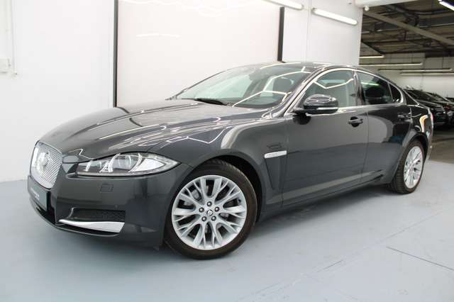 Jaguar XF 132.600 km 12.990 &euro; Düsseldorf 40233