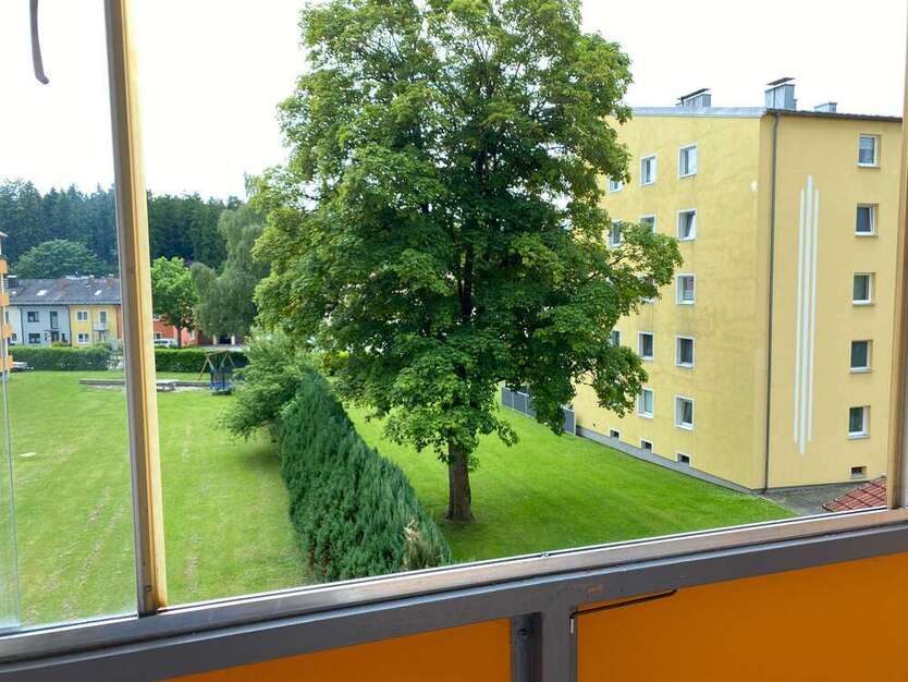 Wohnung zum Kaufen in Traunreut 175.000 € 49.87 m²