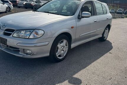 Nissan Almera