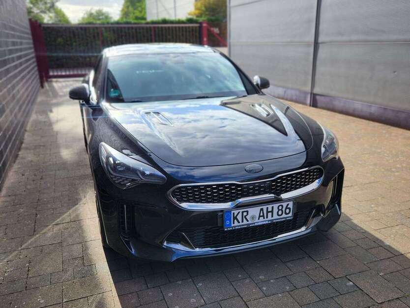 Kia Stinger 63.000 km 35.000 € Meerbusch 40668