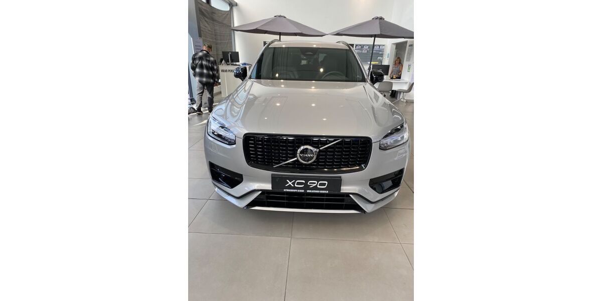 Volvo XC90 53.000 km 51.200 &euro; Gossersweiler 76857