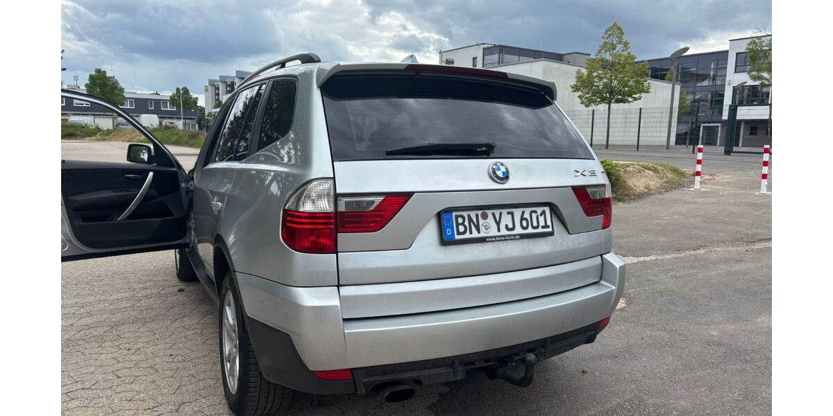 BMW X3 214.000 km 6.000 &euro; Bonn 53119