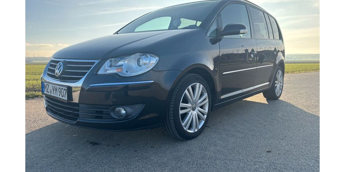 VW Touran 237.000 km 3.500 € Mainz 55128