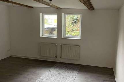 Haus Tharandt - 7 Zimmer, 200 m&sup2;, 1.500&euro; | Angebot:26186257