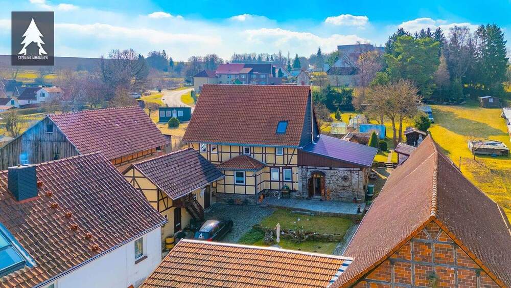 Bauernhaus, Landhaus Straßberg Straßberg - 7 Zimmer, 230 m&sup2;, 249.000&euro; | Angebot:25681797
