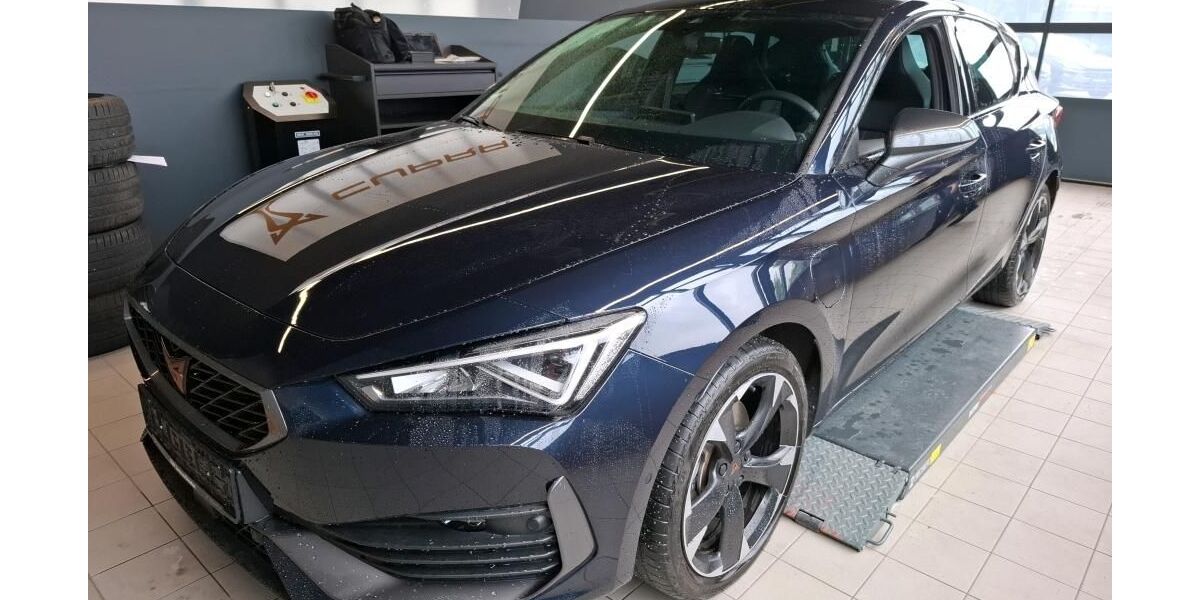 Cupra Leon 49.647 km 22.234 &euro; Gera 07546