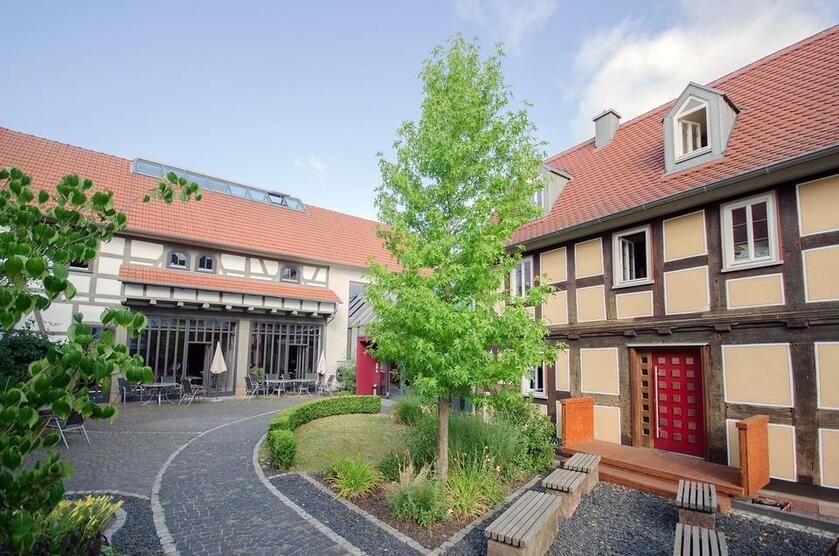 Helle Arbeitsräume für effizientes Arbeiten - Arbeiten am Werkhof '07