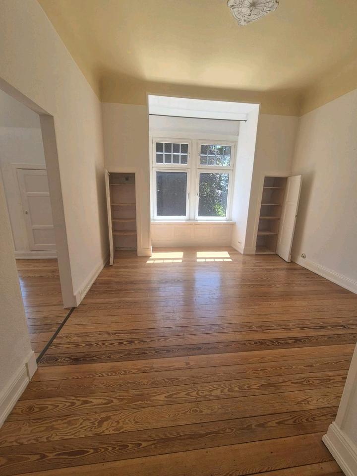 denkmalgeschützte AltbauWohnung 115 m² 21039 Börnsen 1.OG