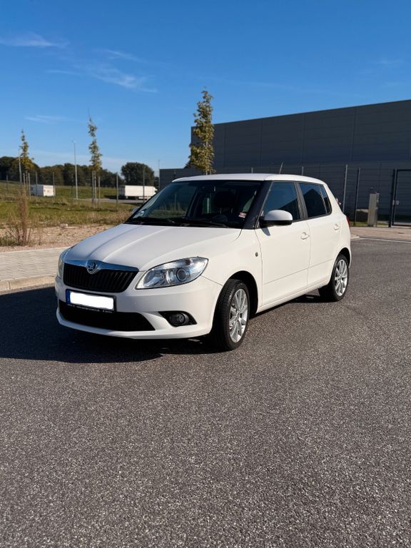 Skoda Fabia 72.650 km 6.700 € Elmenhorst 23869