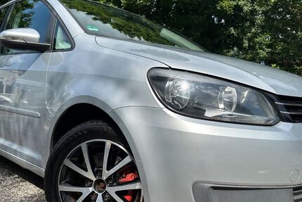 VW Touran 210.000 km 5.990 € Hamburg 21079
