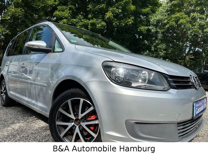 VW Touran 210.000 km 5.990 € Hamburg 21079