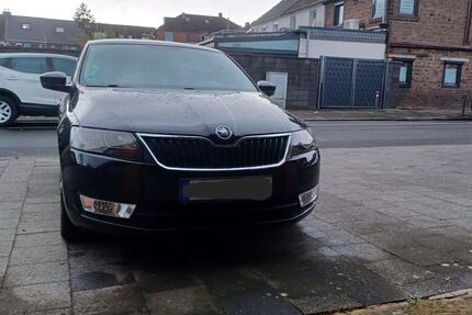 Skoda Rapid 155.800 km 5.850 &euro; Neuss 41462