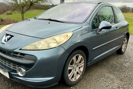 Peugeot 207 222.000 km 749 &euro; Bergneustadt 51702