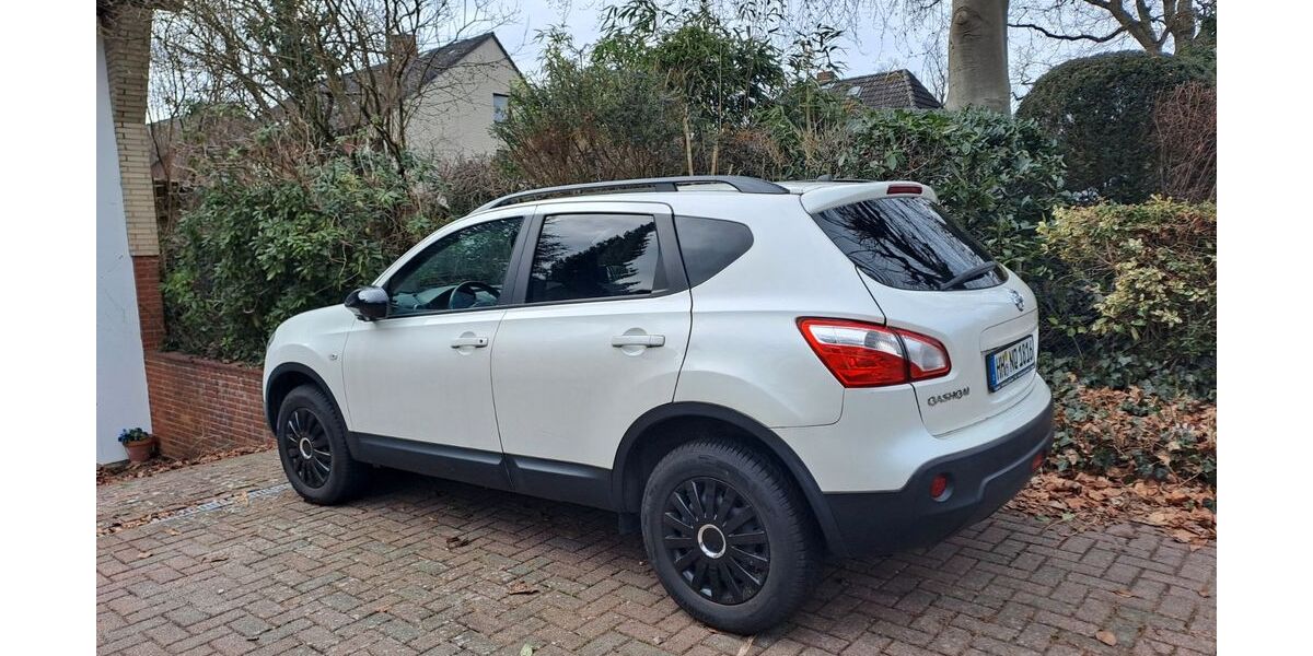 Nissan Qashqai 106.280 km 8.000 &euro; Hamburg 22393