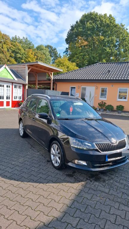 Skoda Fabia 166.000 km 8.200 € Wetter 35083