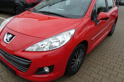 Peugeot 207 128.000 km 990 &euro; Erfurt 99087