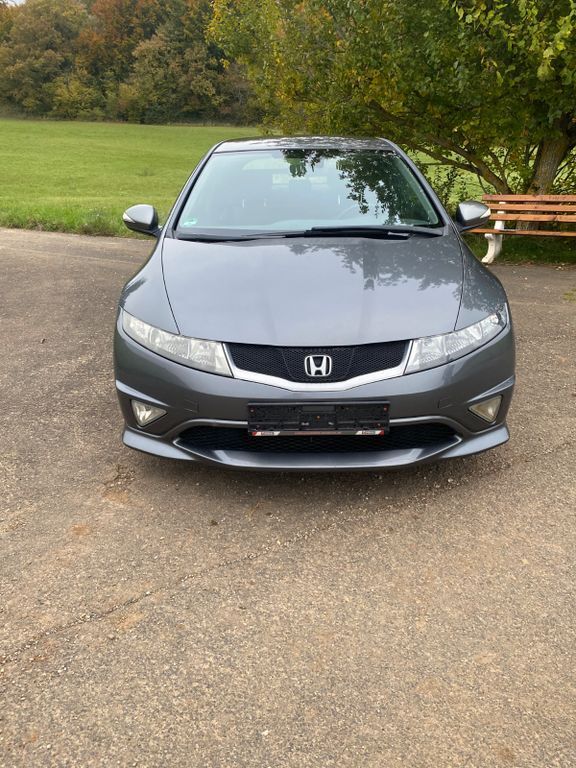 Honda Civic 144.972 km 4.800 € Blankenheim 53945