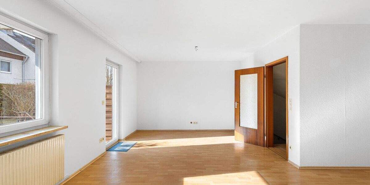 Reihenmittelhaus Regensburg Ostenviertel - 5 Zimmer, 136 m&sup2;, 499.000&euro; | Angebot:25702640