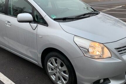 Toyota Verso 135.112 km 6.800 € München 80933