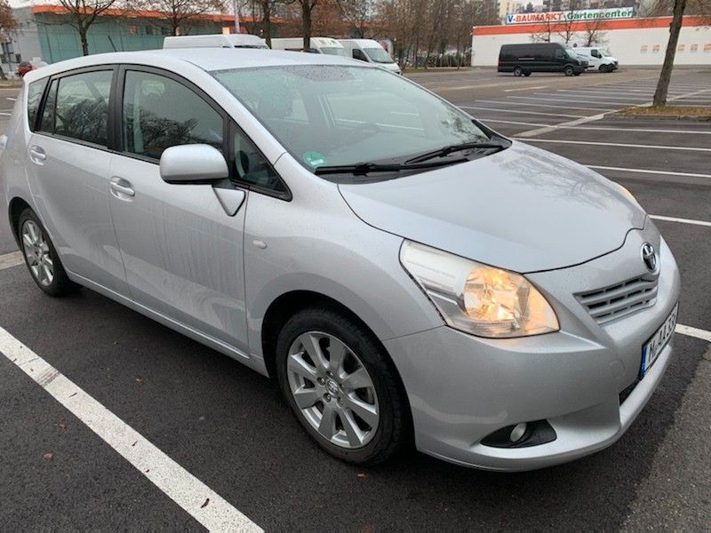 Toyota Verso 135.112 km 6.800 € München 80933