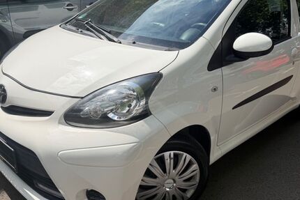 Toyota Aygo (X) 134.990 km 3.990 &euro; Kreuztal 57223