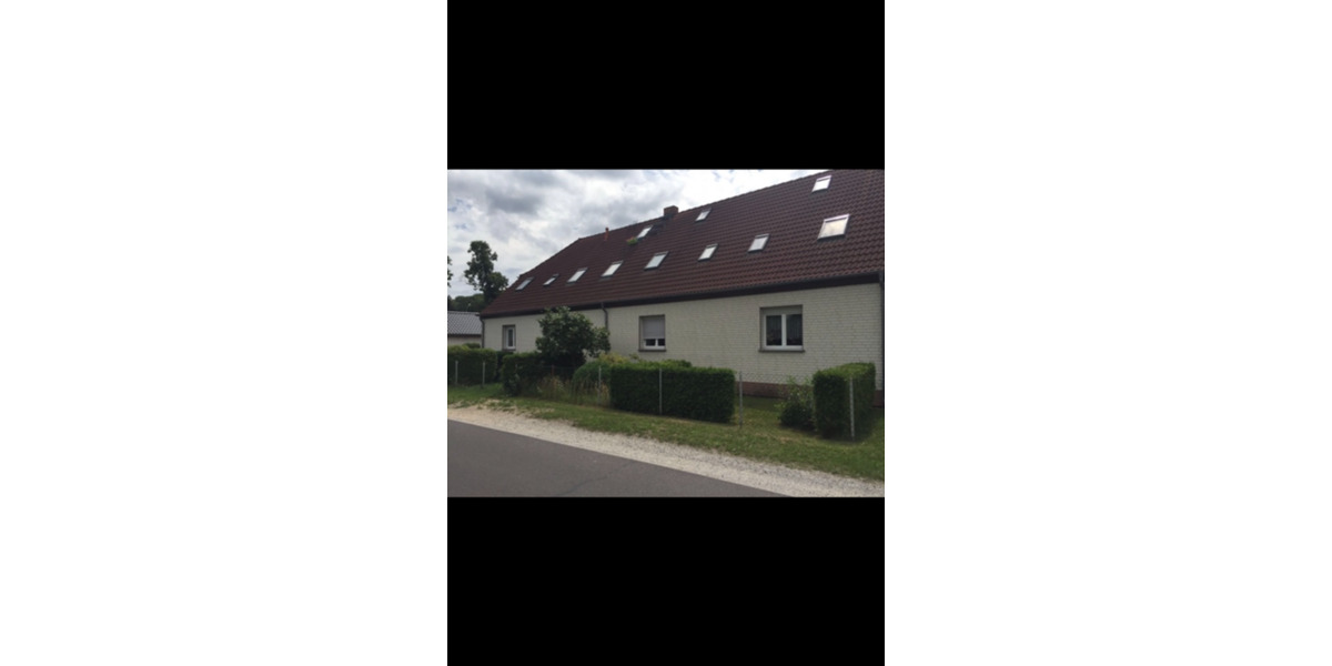 RESERVIERT! Kleines Reihenhaus mit 2,5-Zimmern im alten Dorf 2 zimmer