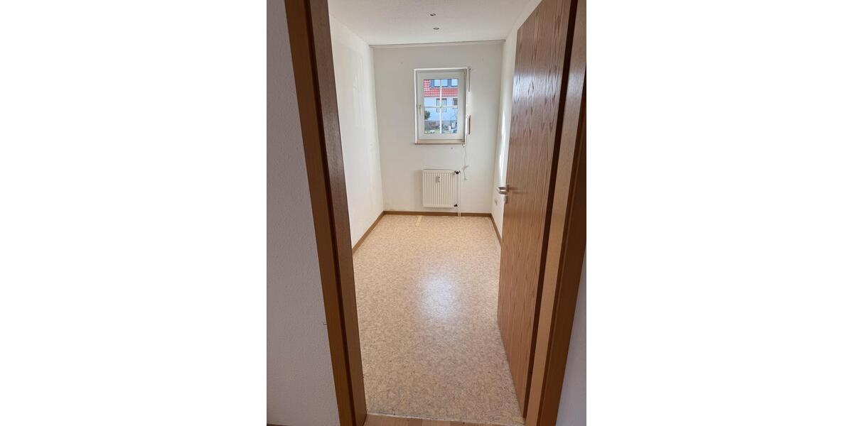 Erdgeschoßwohnung Osterode am Harz - 2.5 Zimmer, 65 m&sup2;, 110.000&euro; | Angebot:25383277