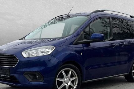 Ford Tourneo Courier 93.700 km 10.995 &euro; Regensburg 93059