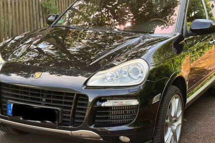 Porsche Cayenne 233.000 km 7.900 &euro; München 81827