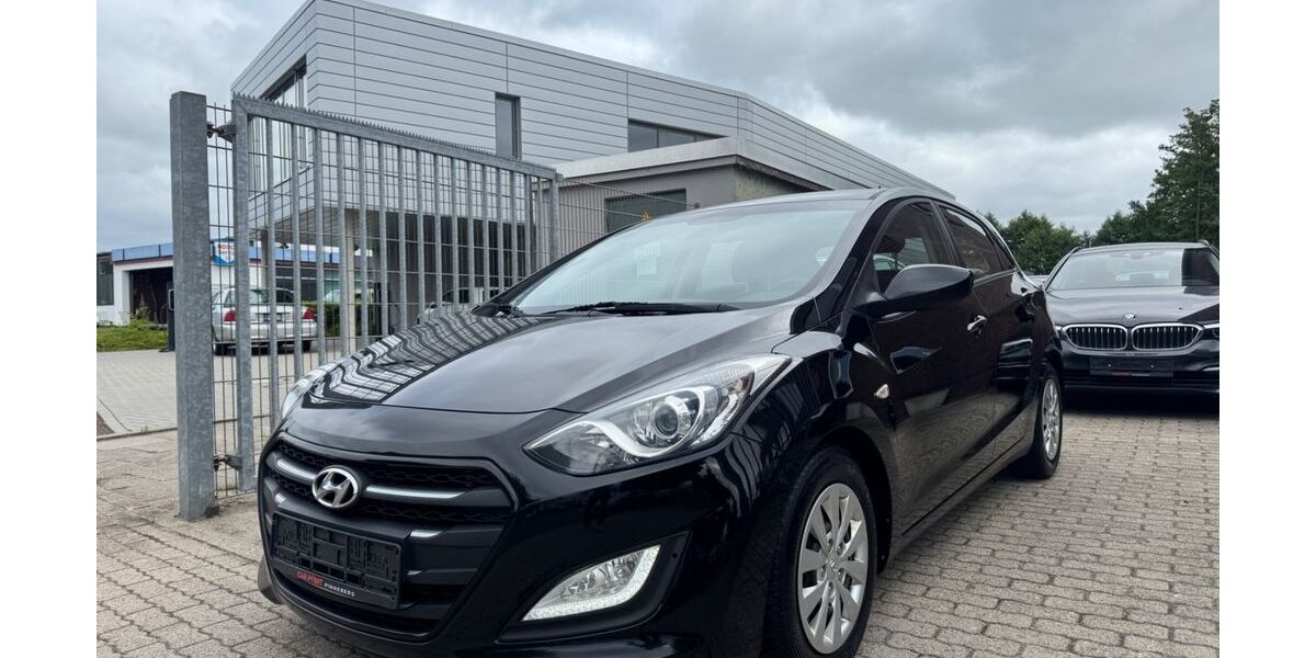 Hyundai i30 240.000 km 6.490 &euro; Pinneberg 25421