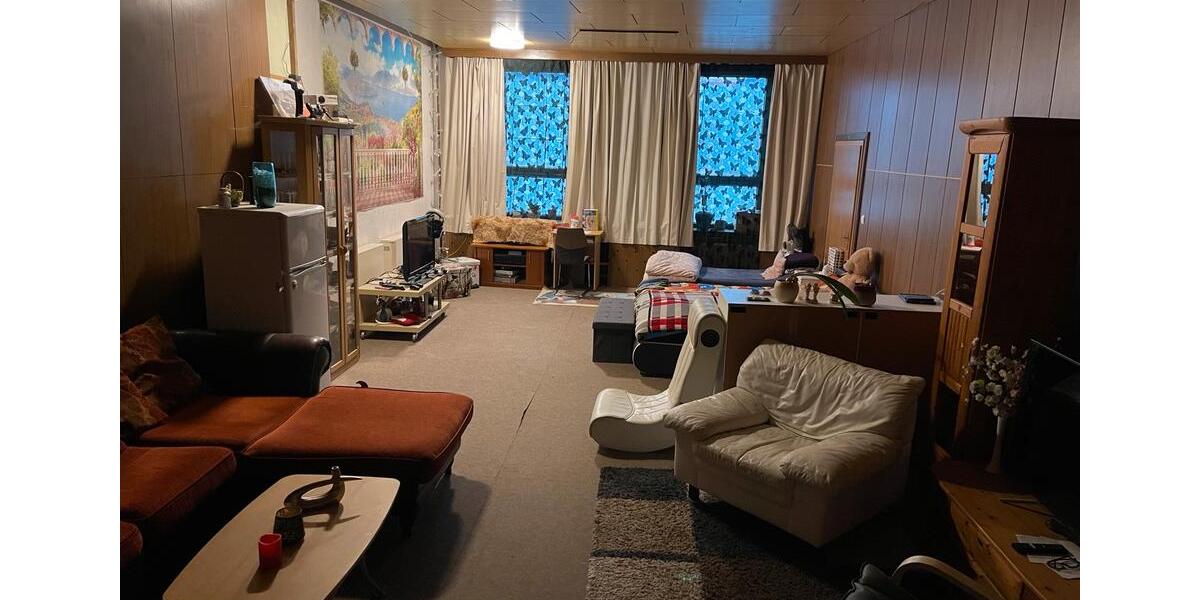 Hochparterre Bad Schmiedeberg - 3 Zimmer, 165 m&sup2;, 1.350&euro; | Angebot:26169448