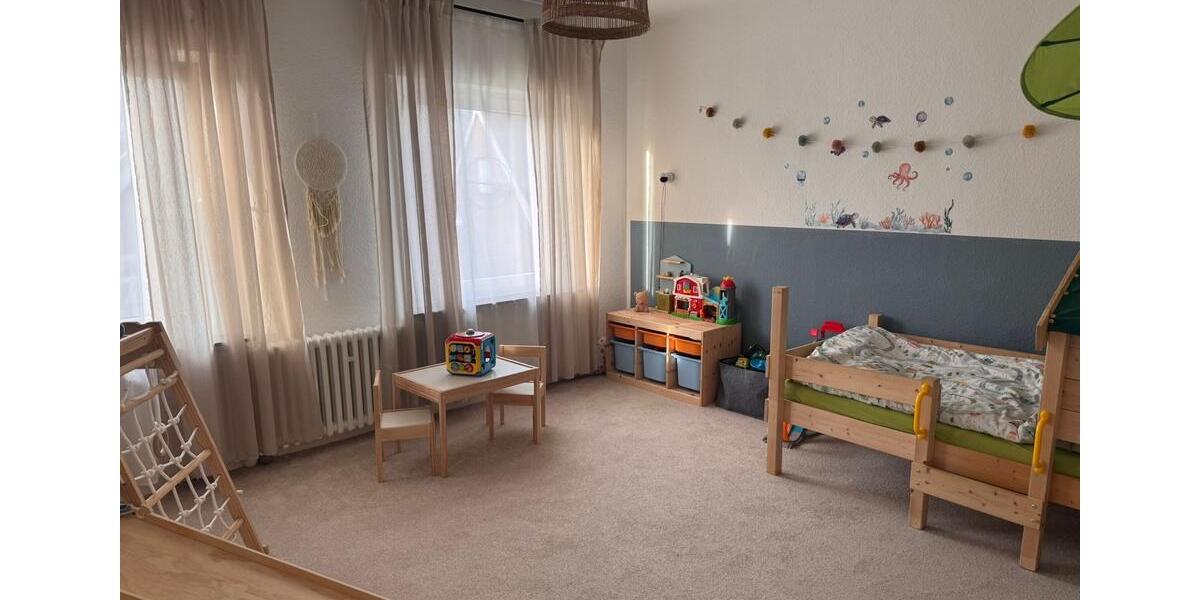 Freistehendes Zweifamilienhaus in ruhiger Lage! 7 zimmer