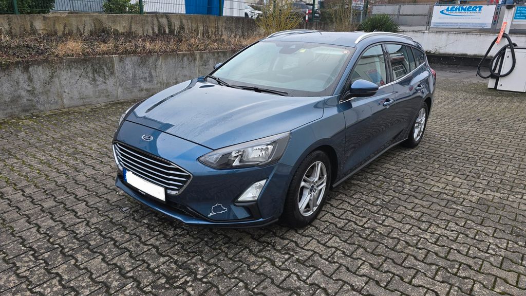 Ford Focus 74.000 km 17.900 &euro; Hünstetten 65510