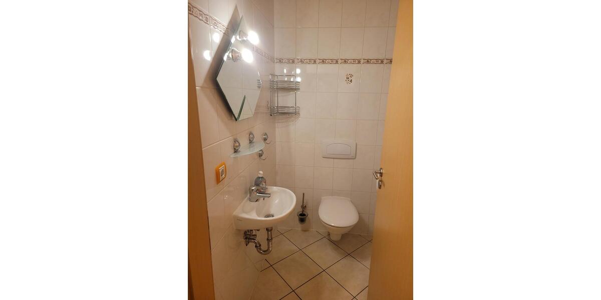 Einfamilienhaus Neunkirchen - 5 Zimmer, 121 m&sup2;, 1.450&euro; | Angebot:24554264