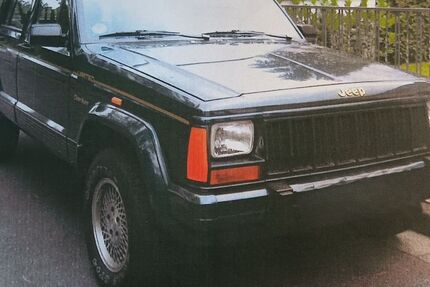 Jeep Cherokee 101.378 km 15.000 &euro; Frankfurt am Main 60325