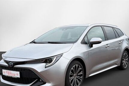 Toyota Corolla 54.345 km 24.490 &euro; Berlin 13403
